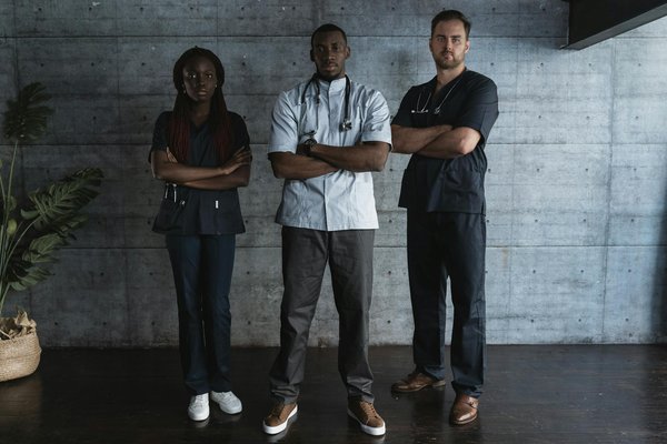 Explorer les bienfaits du yoga dans la gestion de la fibromyalgie : Une approche holistique pour soulager vos douleurs